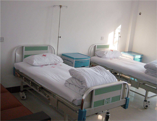 陪護家屬睡空床引發糾紛，如何處理比較妥當？