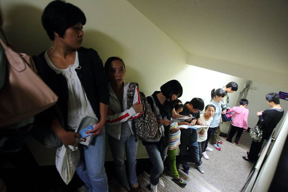 三甲醫院"急診"成"擠診" 大醫院為何人滿為患？