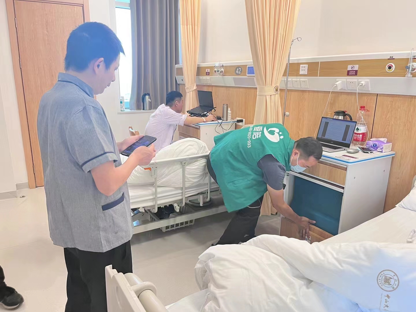 廣州愛陪：共享陪護床技術實力、標書經驗與全周期服務三重保障